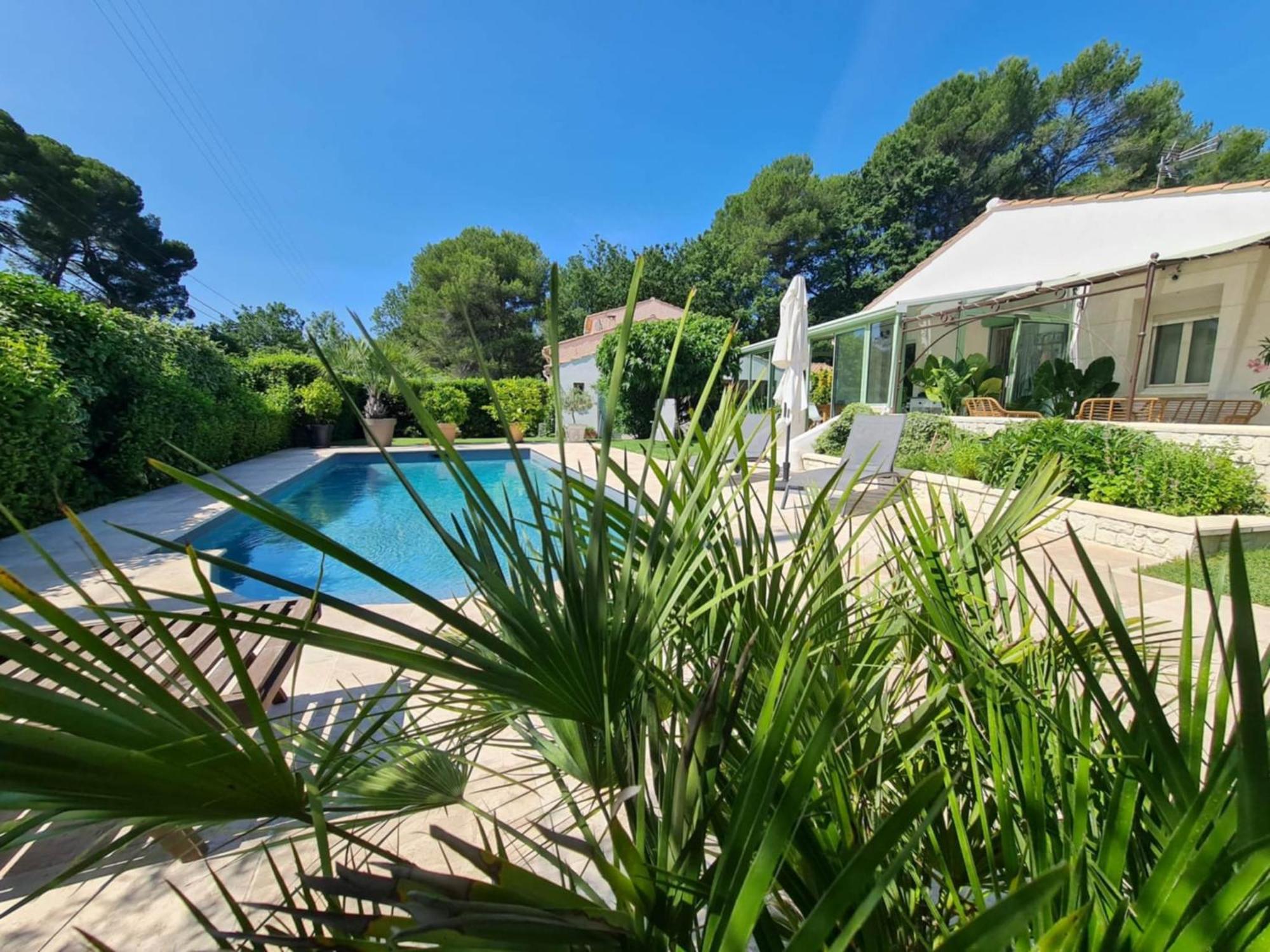 Maison Villa Pierrevert Bagian luar foto